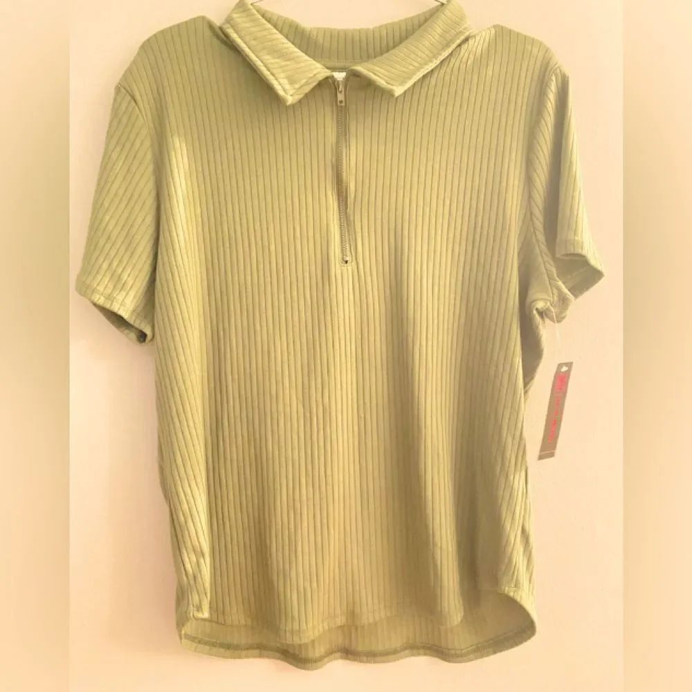 🛍️No Boundaries Mock Neck Top, Women's Size: XXL(19)